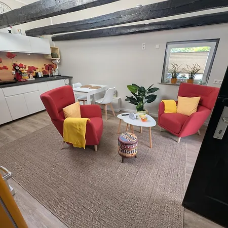 Huehnerstall Nahe Duesseldorf * Эркрат