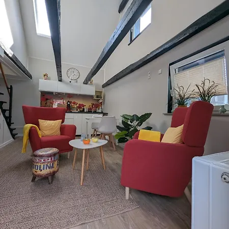 Апартаменты Huehnerstall Nahe Duesseldorf *